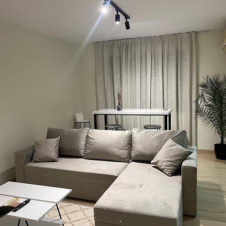 White Apartment, In The Center Of Tirana Eksteriør billede