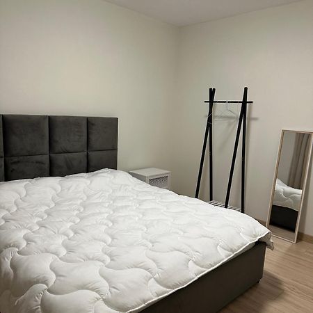 White Apartment, In The Center Of Tirana Eksteriør billede