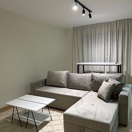 White Apartment, In The Center Of Tirana Eksteriør billede